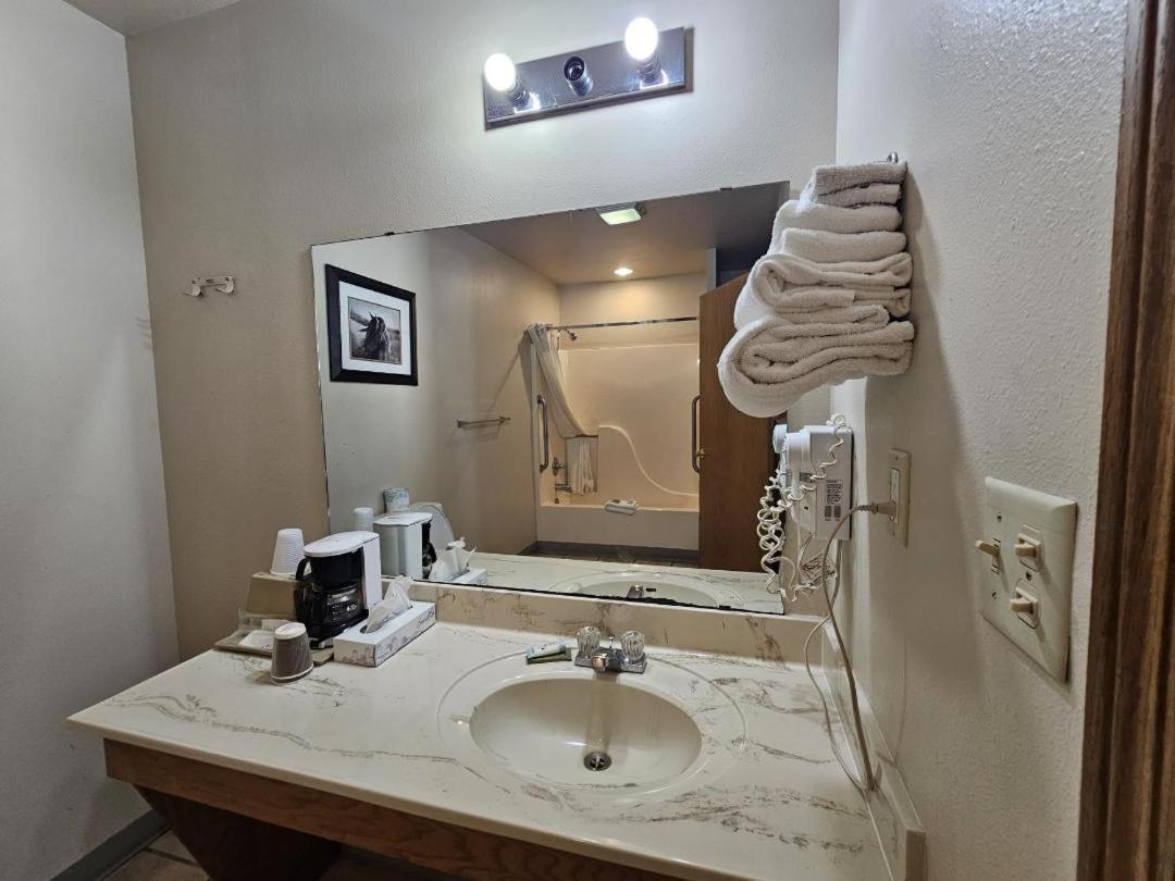 Boomtown Inn Drumright Екстериор снимка